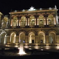 Hôtel des Arts de Toulon (La nuit)