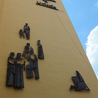 Unique Art is featured here...