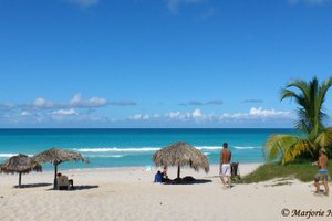 Piscina e praia