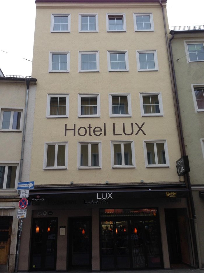 Hotel Lux