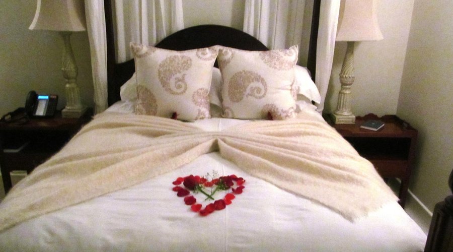 Special touch for Honeymoon couple