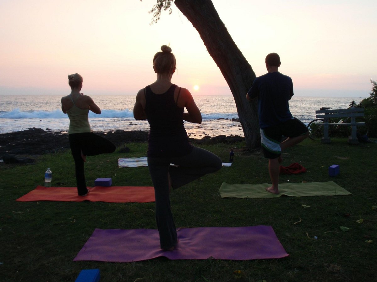 Hawaii Beach Yoga - All You Need to Know BEFORE You Go (2024)
