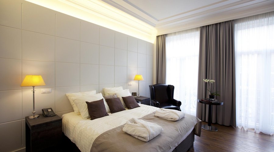 2nd floor superior room