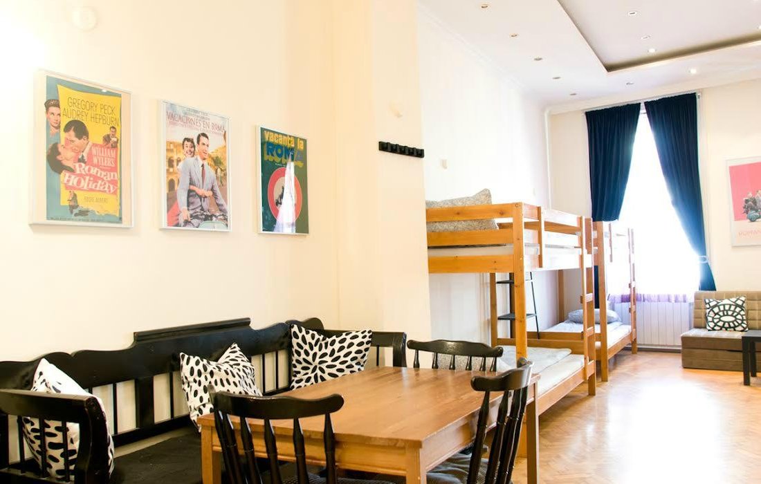 11th Hour Cinema Hostel by null