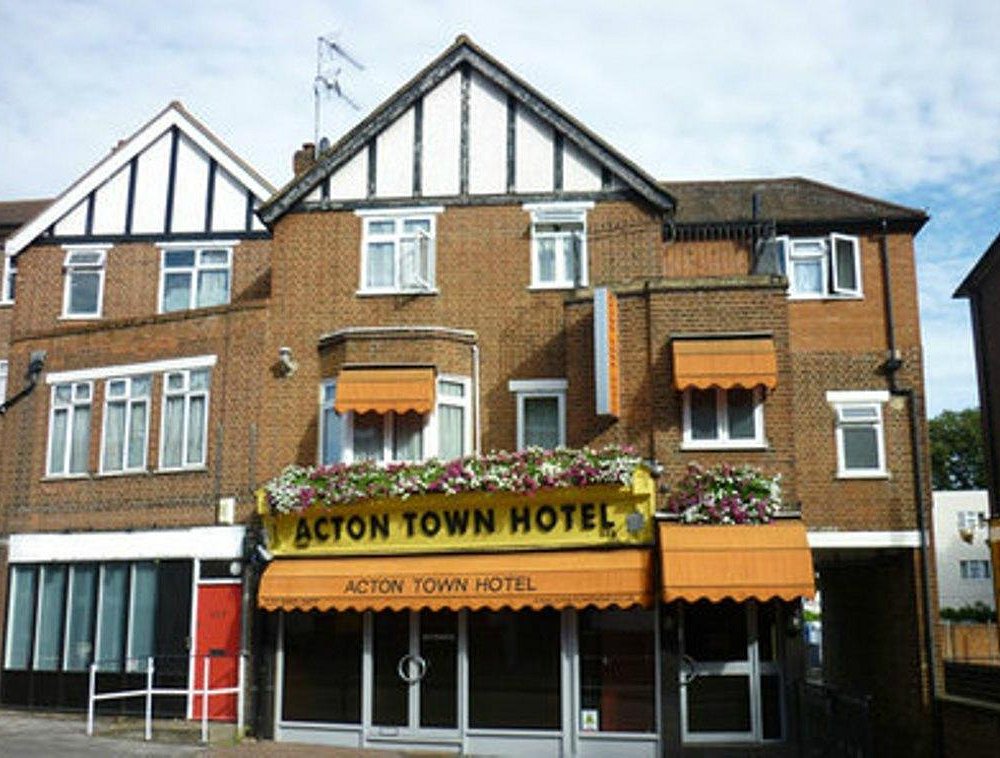 Acton Town Hotel image