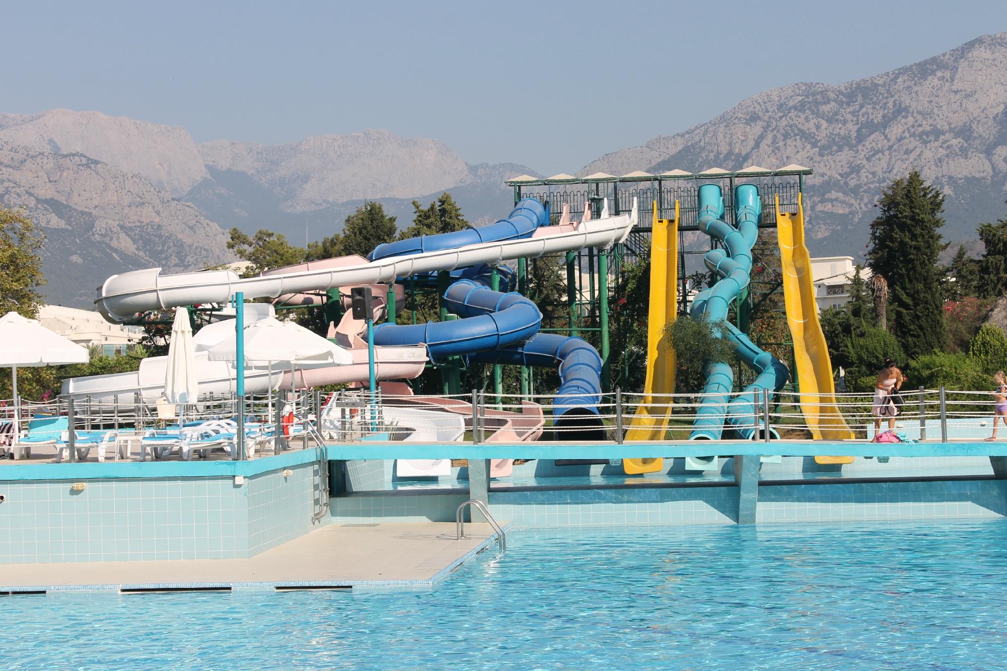 Daima Resort Hotel Pool: Pictures & Reviews - Tripadvisor