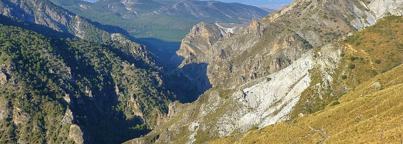 Is this Mordor? No its the Cumbres Verdes, Granada