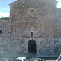 Eglise Notre Dame d'Esperance: la facciata.