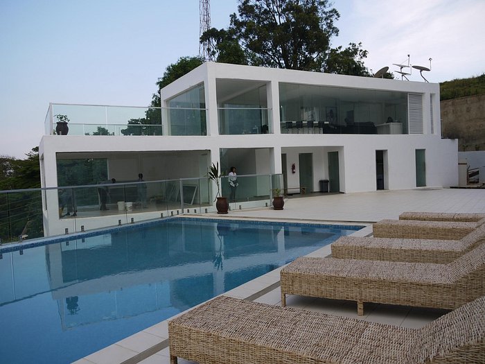 The Seventeen Apartment - Hotel Pool: Pictures & Reviews - Tripadvisor