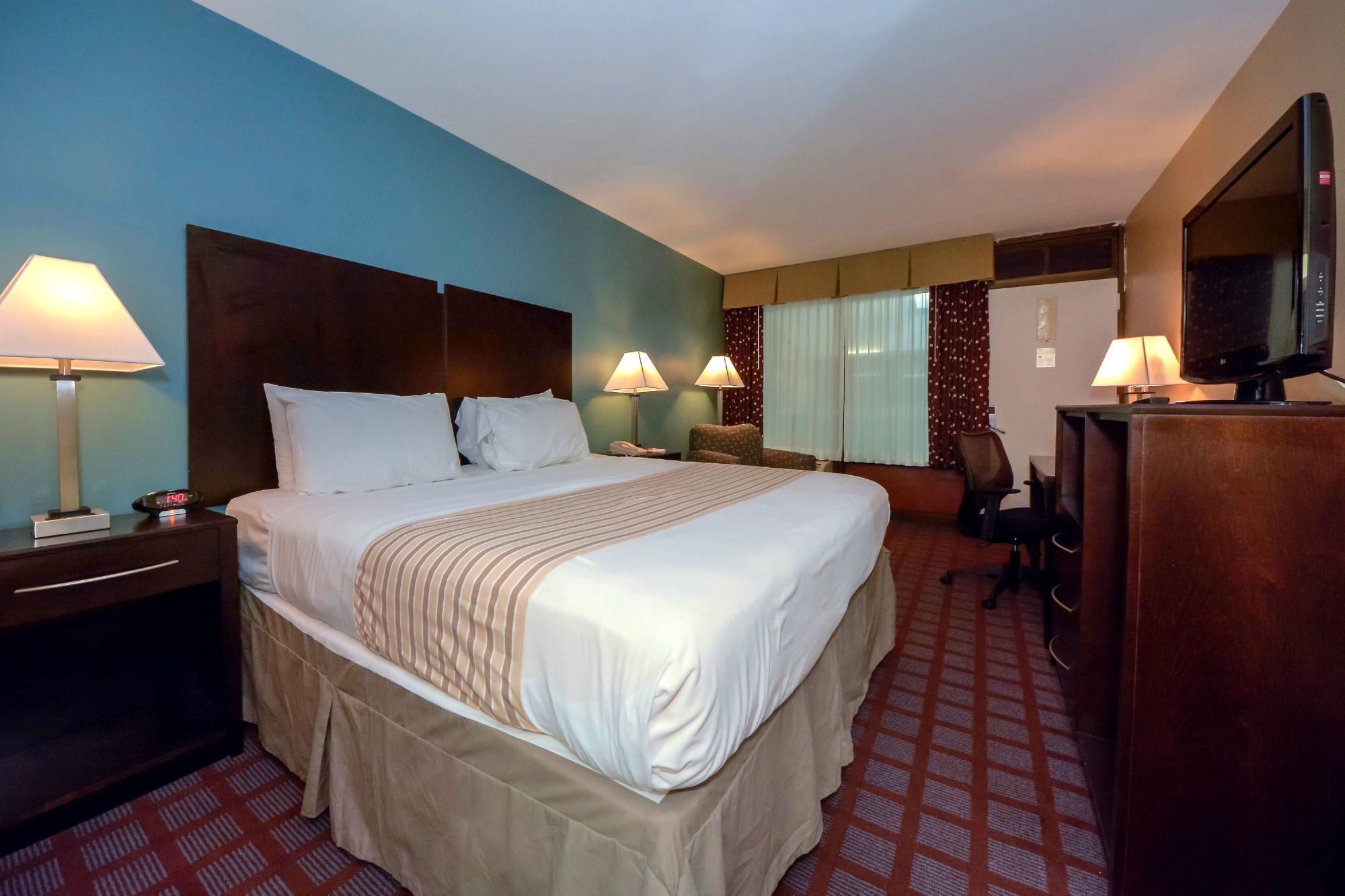 Hotel photo 36 of Super 8 by Wyndham Meadowlands.