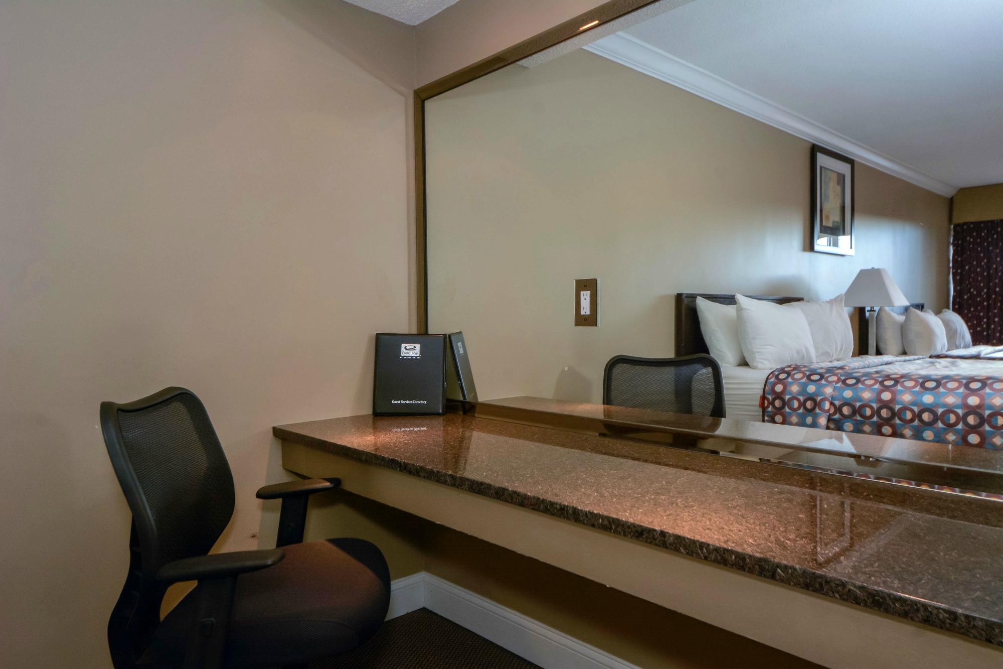 Hotel photo 35 of Super 8 by Wyndham Meadowlands.