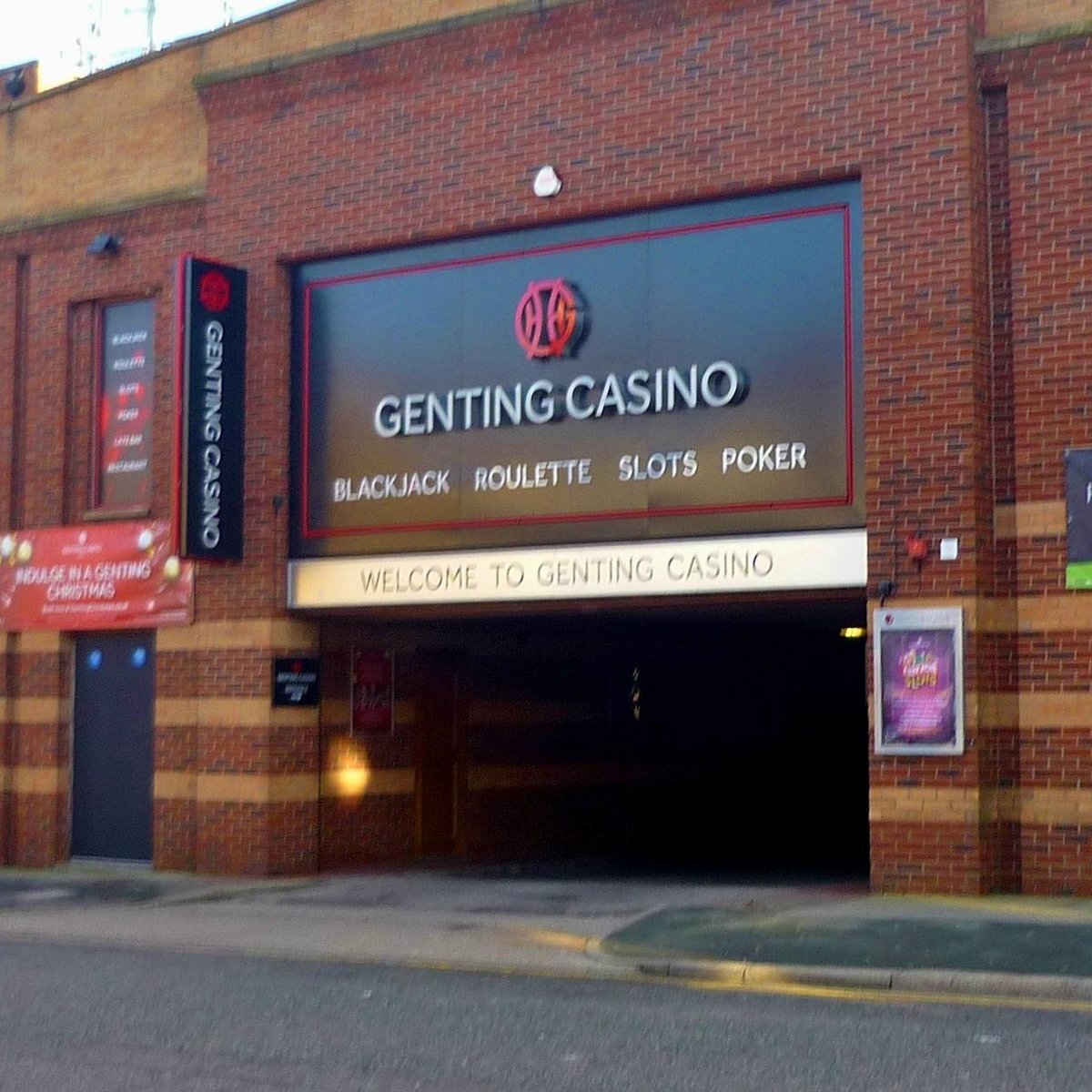 Is genting casino open today