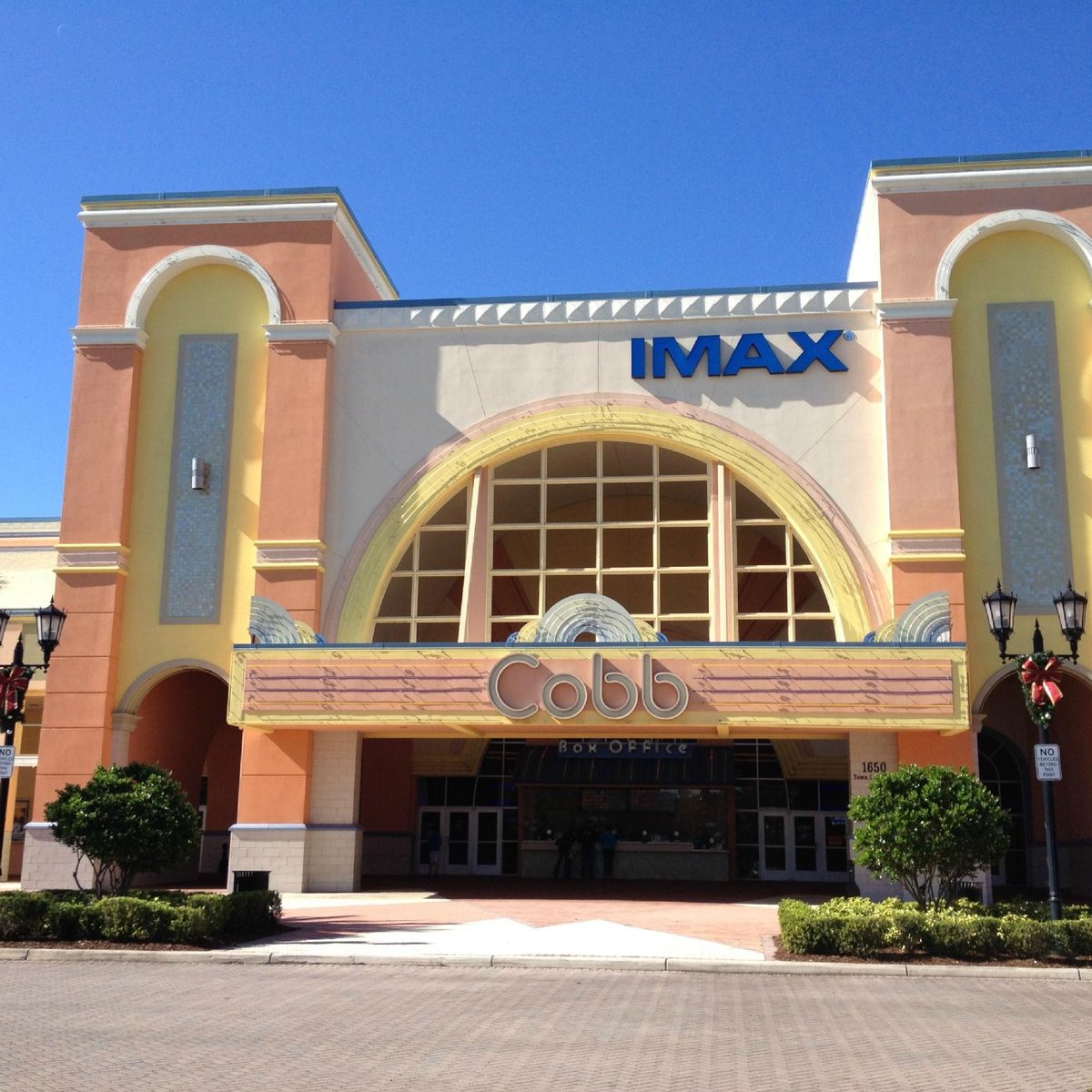 Thanksgiving 2024 Showtimes Near Cmx Lakeside Village 18 & Imax