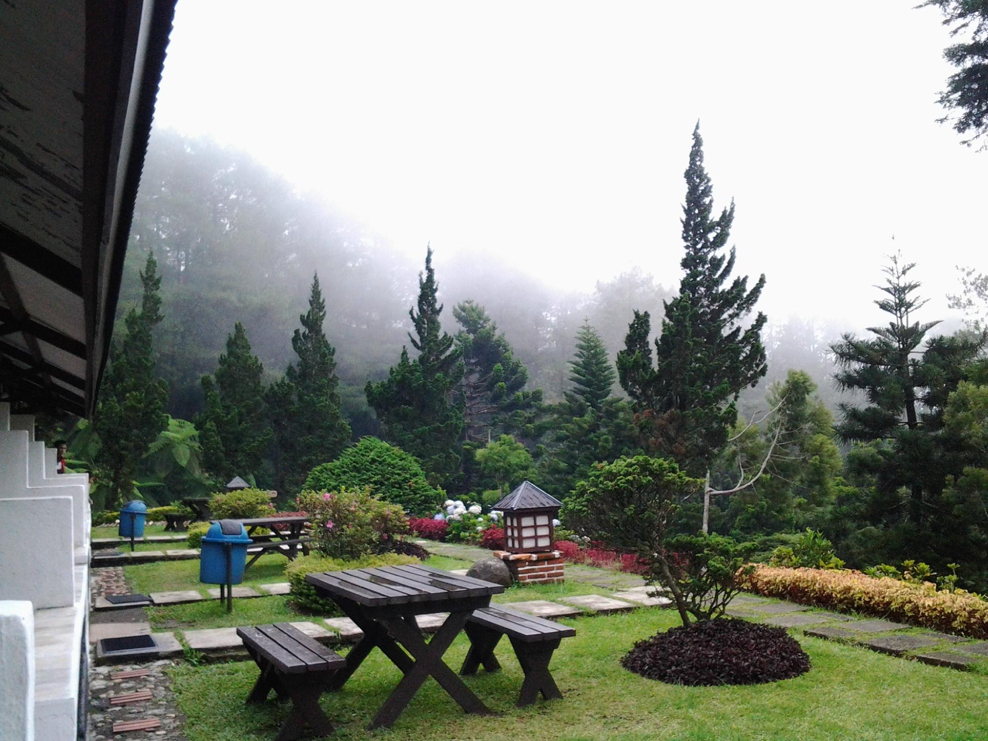 PUNCAK PASS RESORT (Indonesia) - Ulasan & Perbandingan Harga Hotel ...