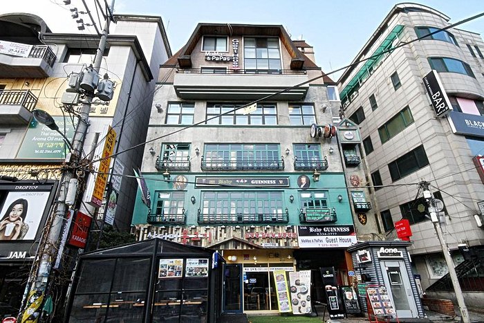 MAMAS & PAPAS HONGDAE GUESTHOUSE - Prices & Guest house Reviews (Seoul ...