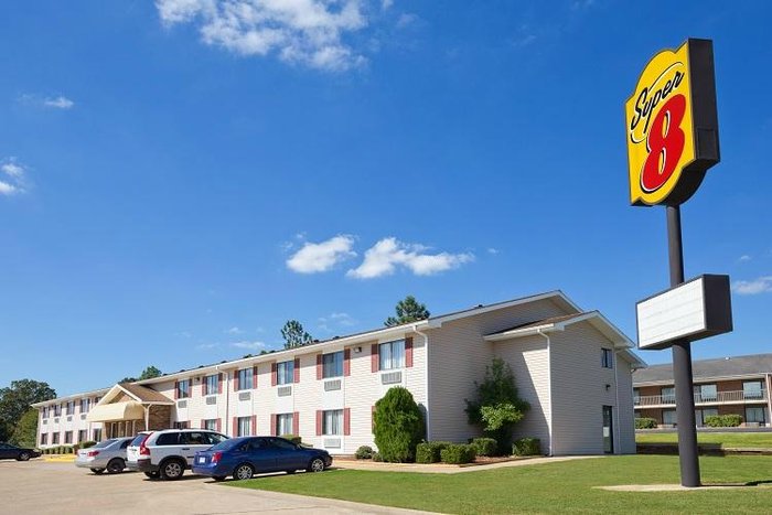 SUPER 8 BY WYNDHAM BATESVILLE - Updated 2024 Prices & Motel Reviews (AR)