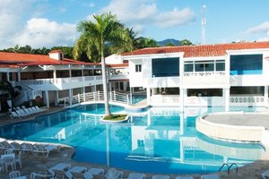 Pool & Beach