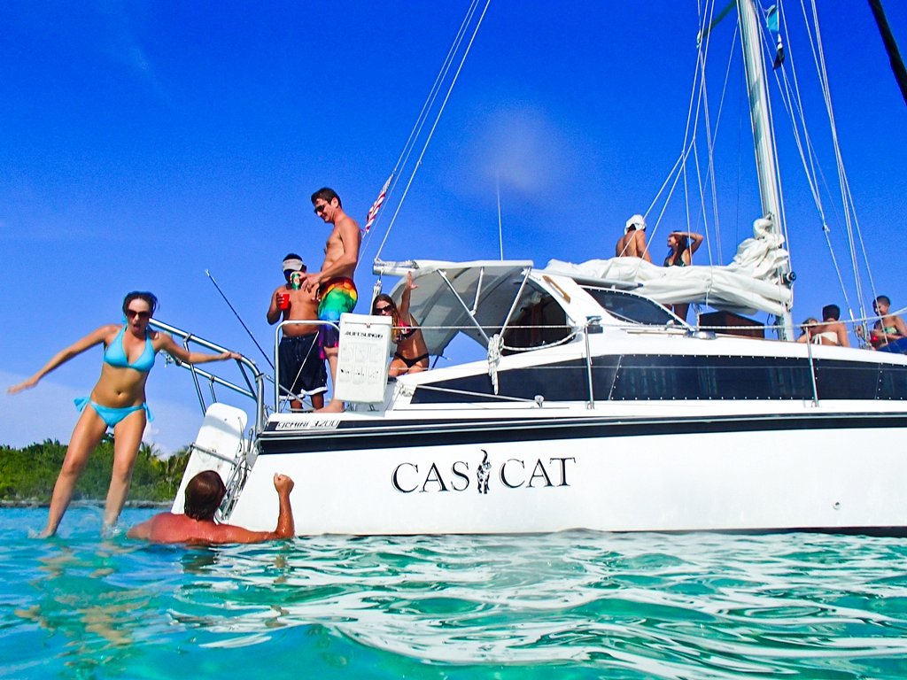 catamaran in san pedro belize