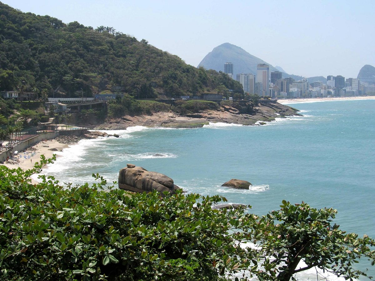 10 melhores cidades com praia para morar no brasil