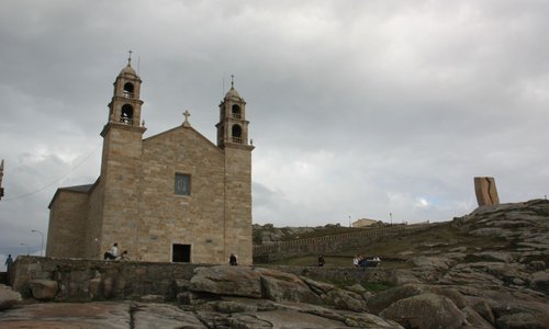 Muxia - Antes del incendio, santuario de "A Virxe da Barca"