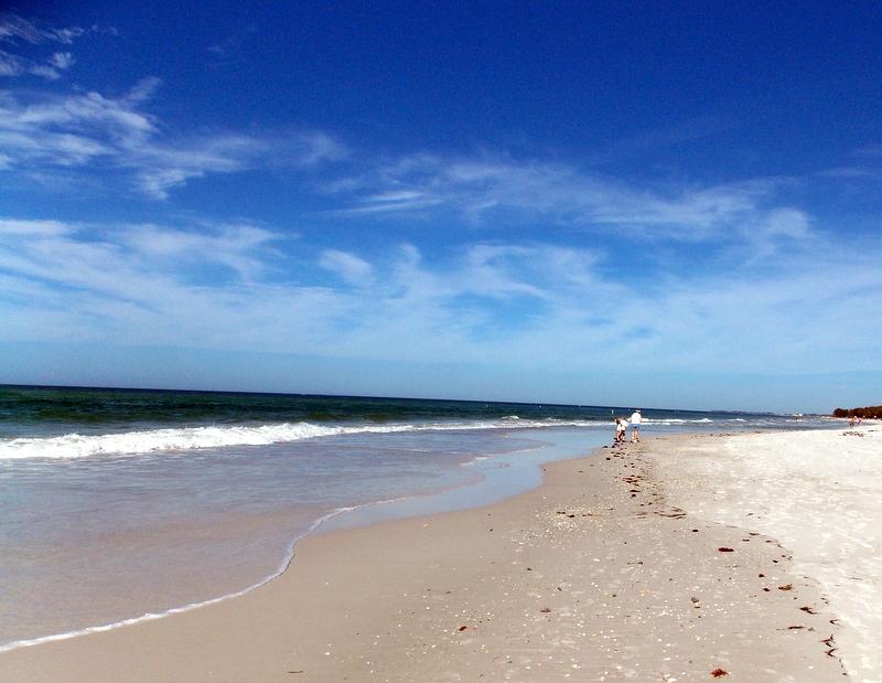 Exploring Low Tide at Melbourne Beach: A Complete Guide for Travel Enthusiasts