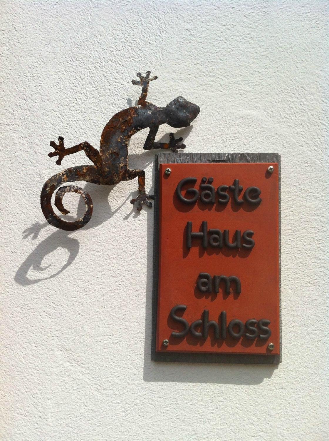 GASTEHAUS AM SCHLOSS - Guest House Reviews (Murnau, Germany)