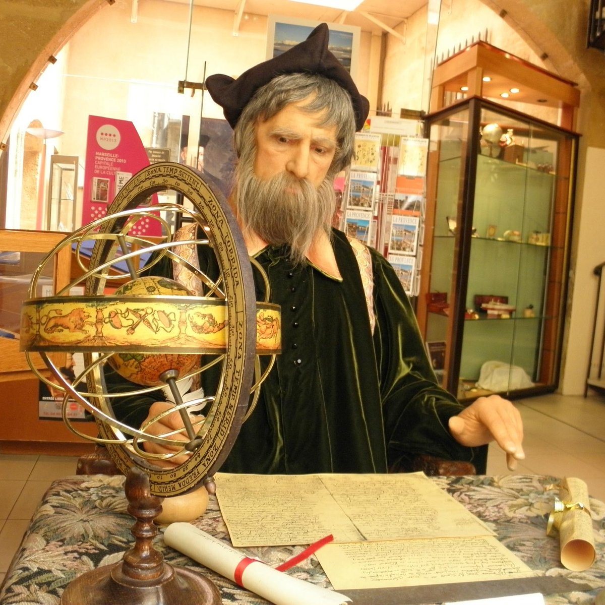 Musee Nostradamus, Салон-де-Прованс: лучшие советы перед посещением -  Tripadvisor