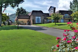 Highland Manor Inn & Conference Center in Townsend, image may contain: Outdoors, Housing, Suburb, House