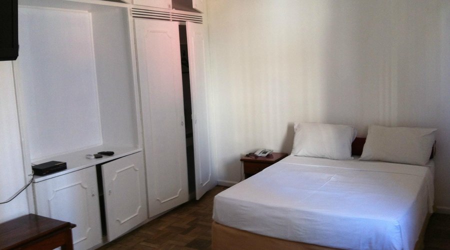 quarto com cheiro de tinta