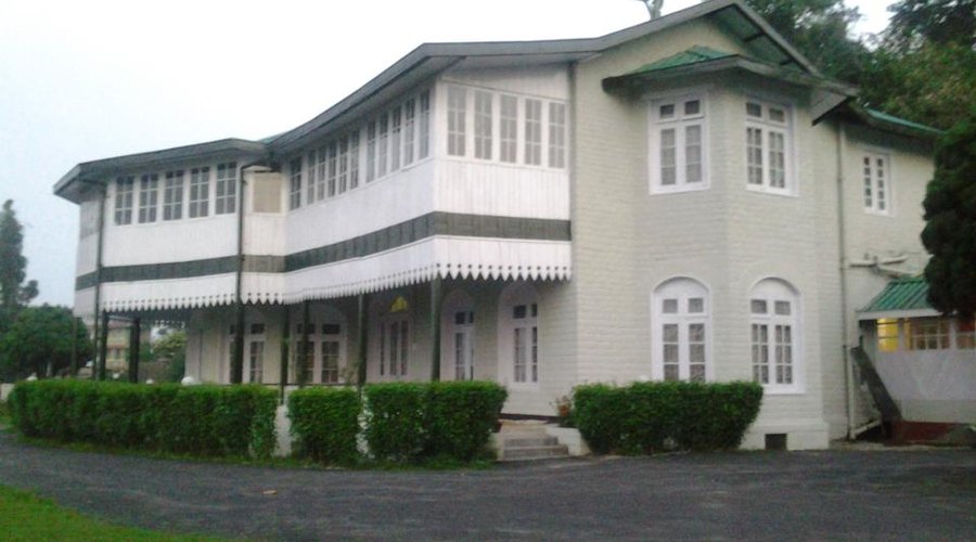 HILL TOP TOURIST LODGE