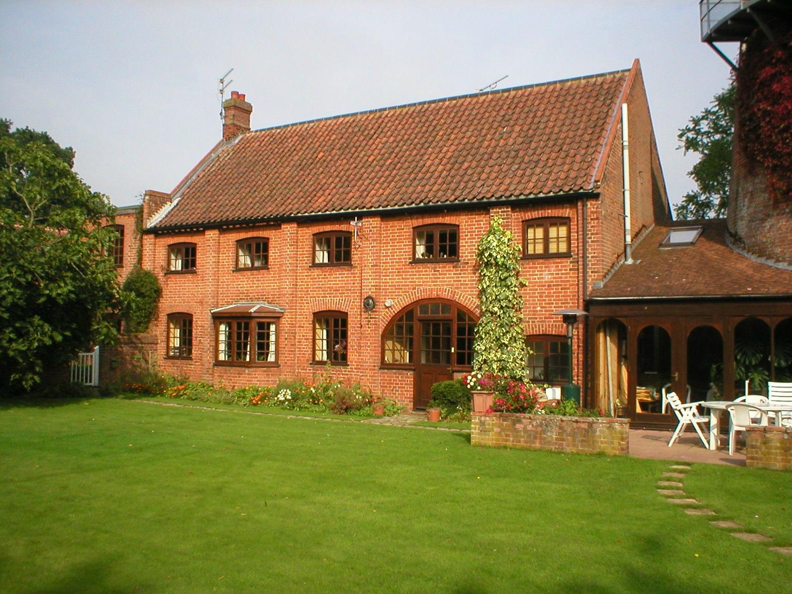 OLD MILL HOUSE BED AND BREAKFAST - B&B Reviews (Aylsham, Norfolk)