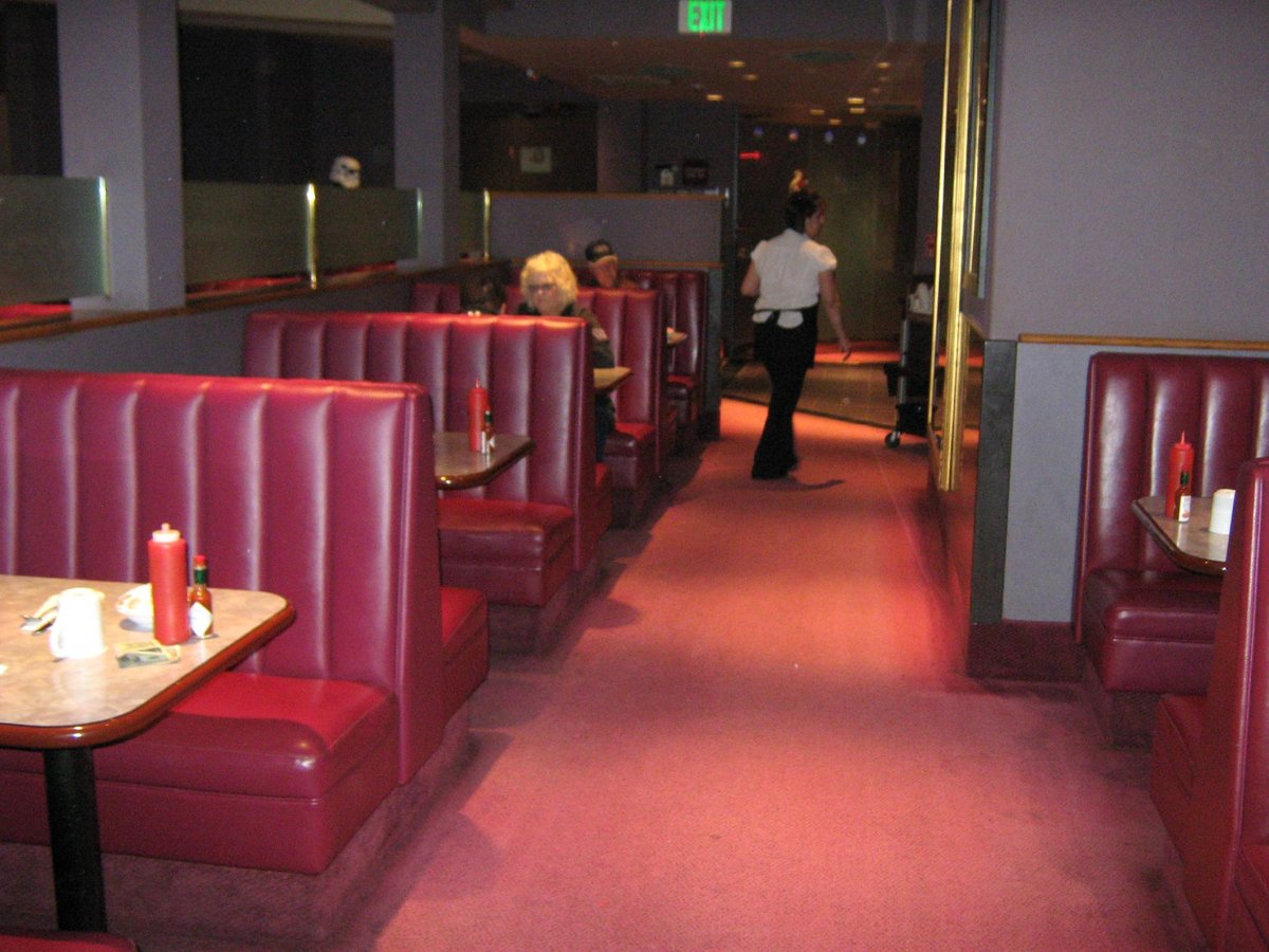 Nevada's Hidden Gem: Unplug and Unwind at Barton's Club 93
