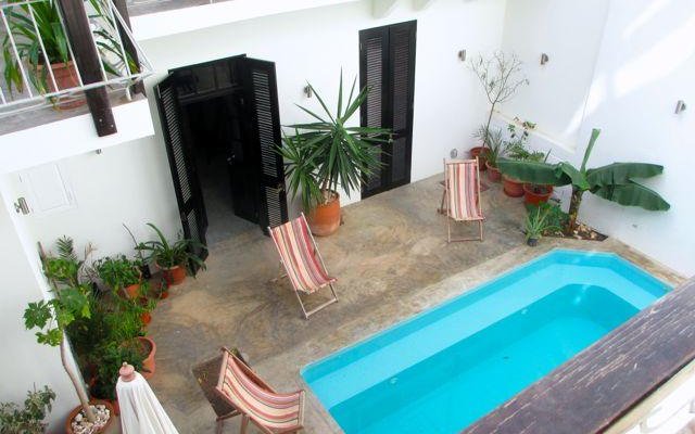 Courtyard with splash pool