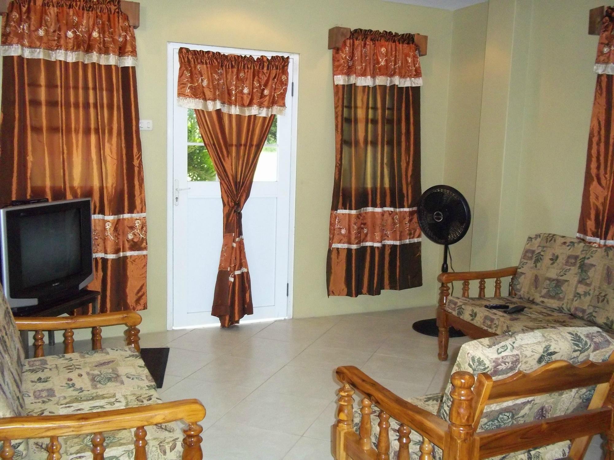 REEF VIEW APARTMENTS - Prices & Hotel Reviews (Tobago/Buccoo)