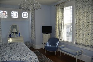 Room & Suite