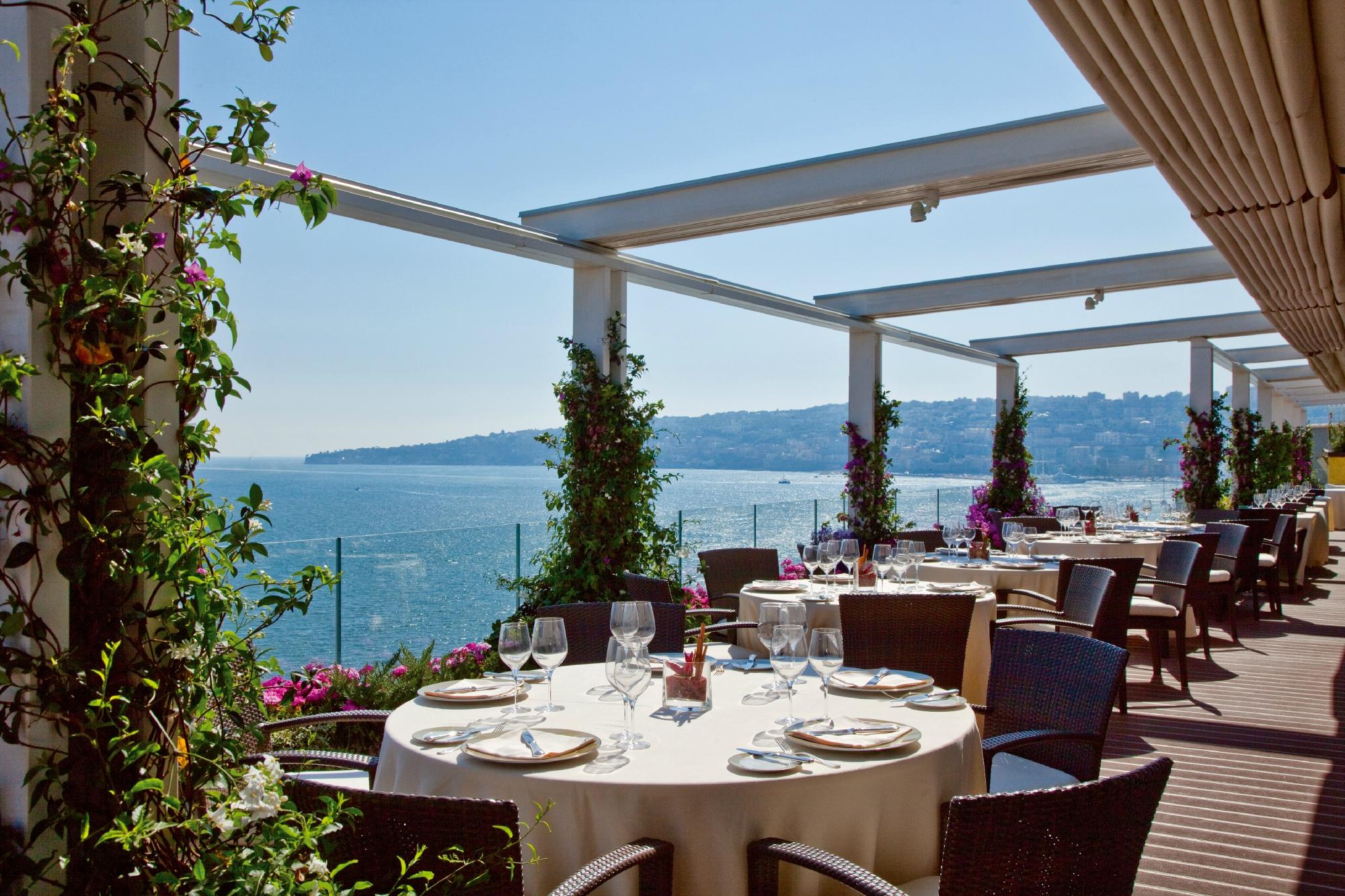 Caruso restaurant discount