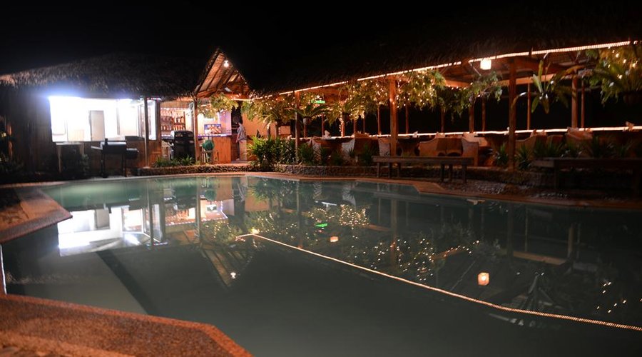 Palau Plantation Resort newly opened poolside bar with seafood display
