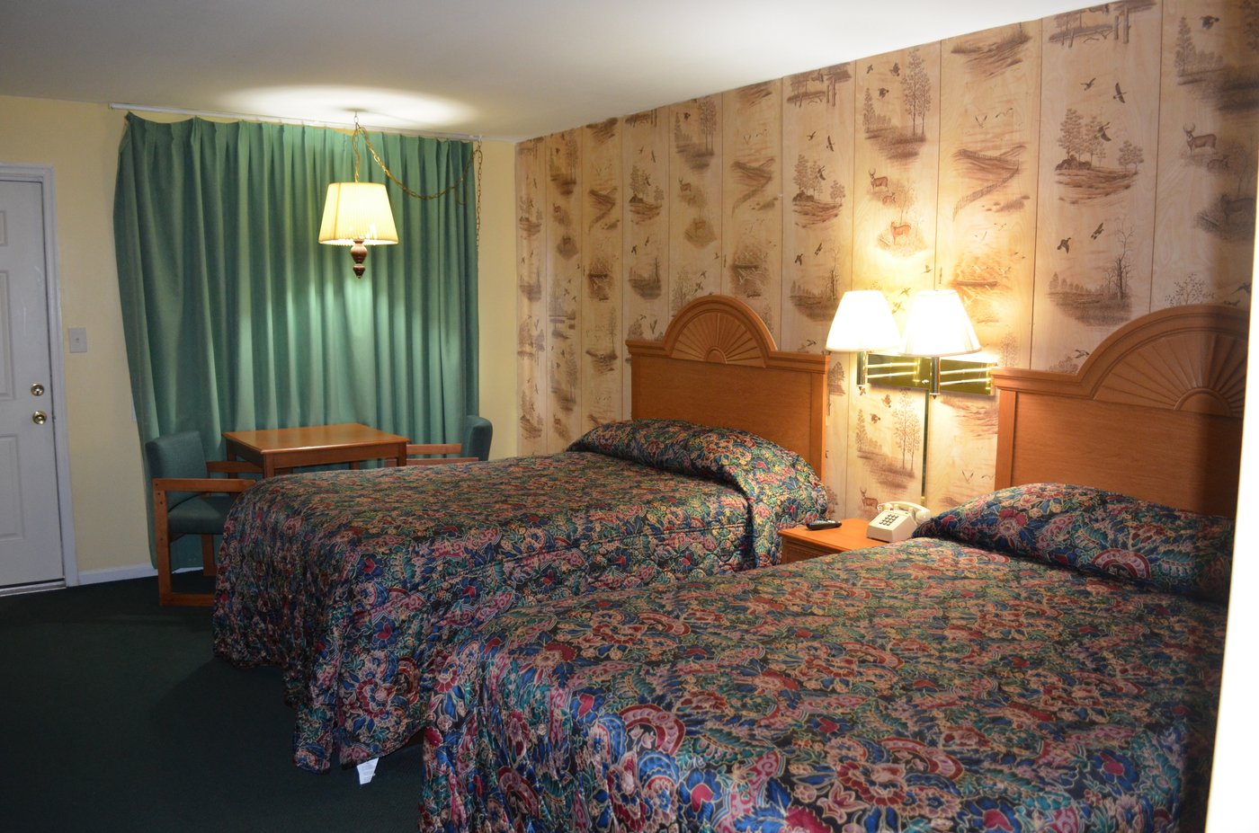 PARAMOUNT MOTEL $97 - Prices & Hotel Reviews - Stroudsburg, PA