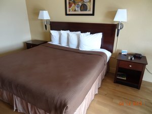 HOWARD JOHNSON BY WYNDHAM AIRPORT FLORIDA MALL $54 ($̶8̶0̶