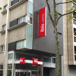 Façade
