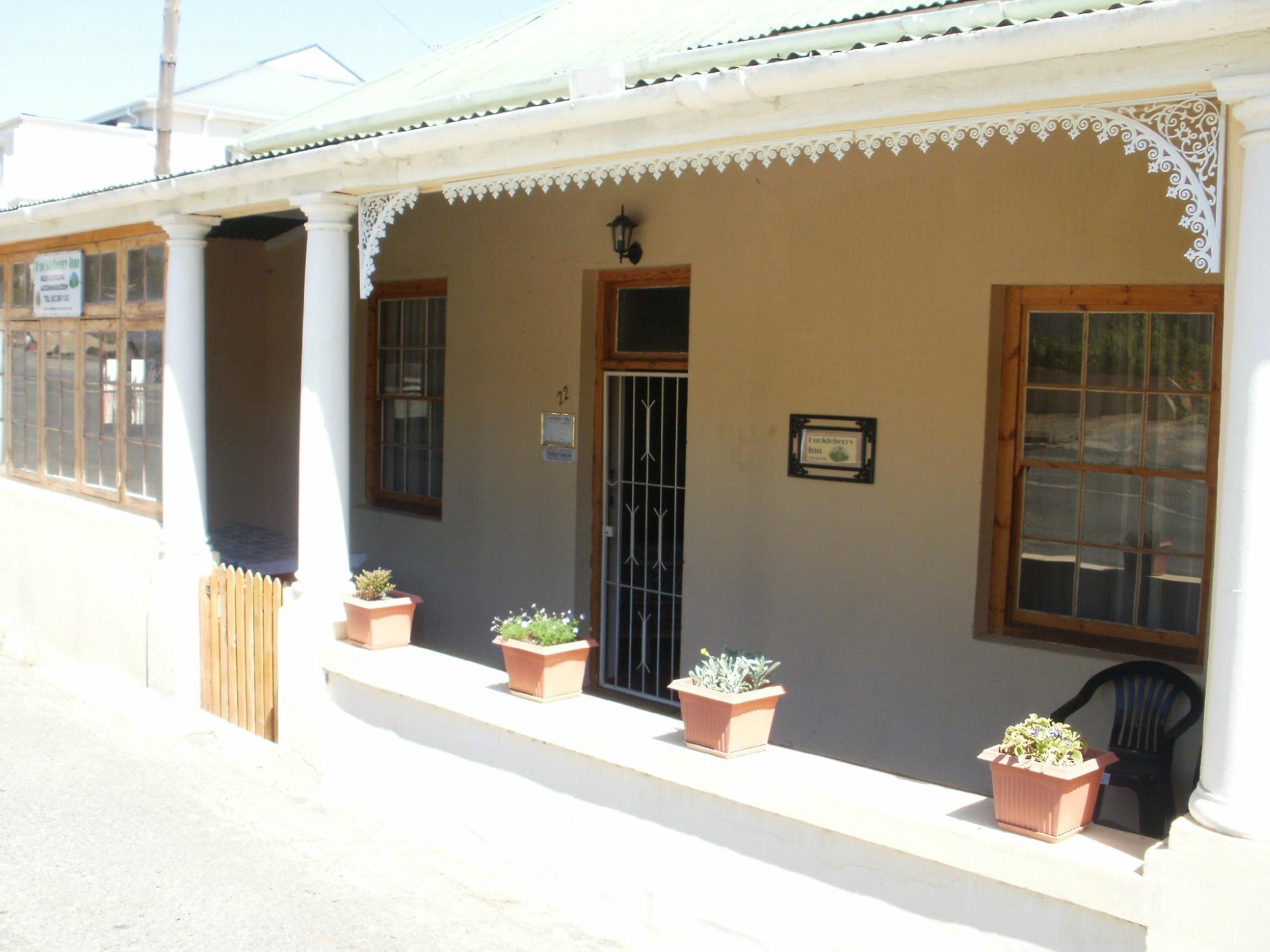 HUCKLEBERRY INN - Hostel Reviews (Caledon, Western Cape)