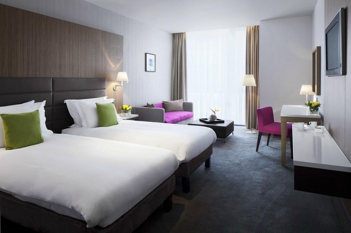 Radisson Blu Royal Hotel, Dublin Concierge: Pictures & Reviews ...