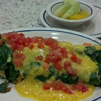 Spinach and mushroom omelet, fresh and lovely