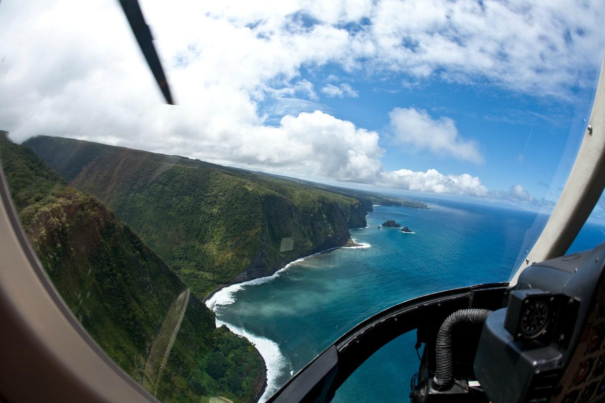 Paradise Helicopters - KONA (Kailua-Kona) - All You Need to Know BEFORE 