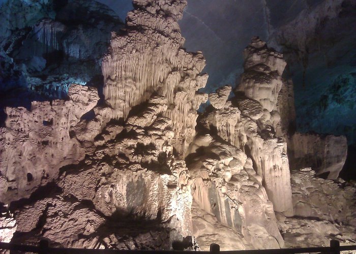Phong Nha Cave