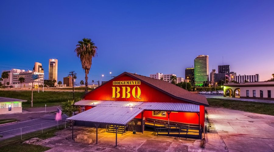 Hoegemeyer's Barbeque Barn