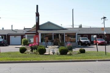 Front Kingsway Inn