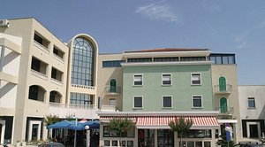 Aparthotel Bellevue in Trogir, image may contain: City, Neighborhood, Condo, Urban