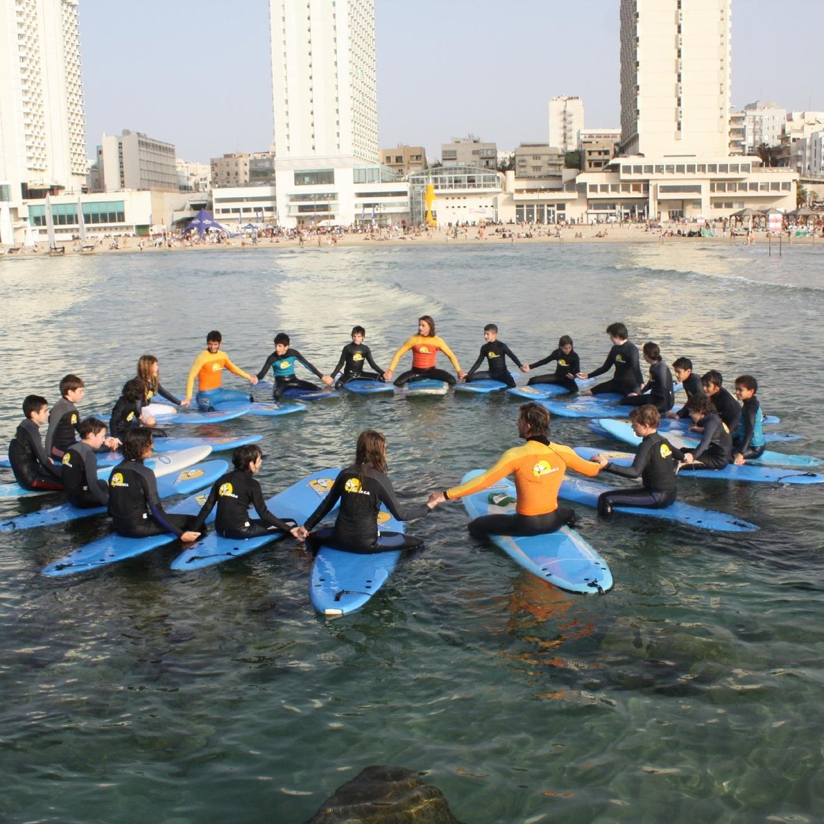 Travel guide to Israel's Tel Aviv with its unique craft markets, epic  surfing and clubbing in an old factory