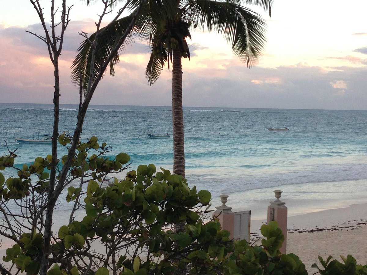 playa esperanza beach club tulum